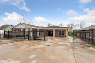 14022 Greenville St, Houston, TX 77015