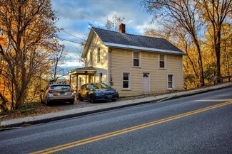 147 Jericho Rd, Richmond, VT 05477