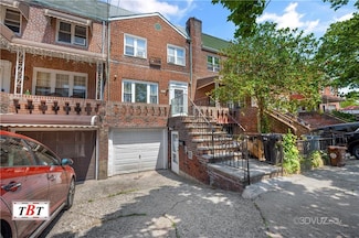 1517 E 34th St, Brooklyn, NY 11234