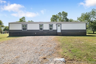 401 3rd St, Calera, OK 74730
