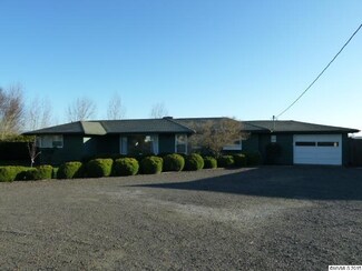 31390 Oak Plain Dr, Halsey, OR 97348