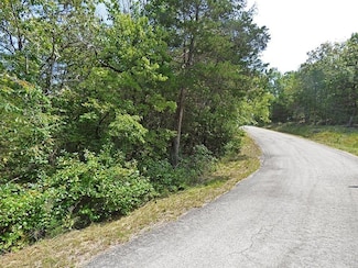 32 & 33 Isleta Dr, Cherokee Village, AR 72529