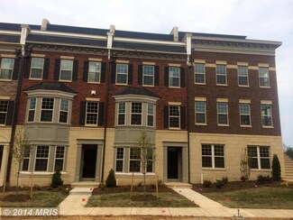 719 River Mist Dr, National Harbor, MD 20745
