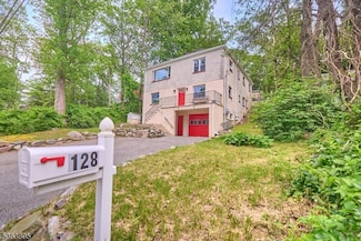128 Lake Shore Dr, Hewitt, NJ 07421