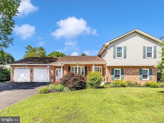 8102 Glendale Dr, Frederick, MD 21702