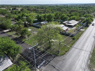 709 E Pecan St, Burnet, TX 78611