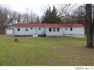 2309 Mills Rd, Weedsport, NY 13166