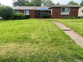 2571 Burchard Dr, Saint Louis, MO 63136