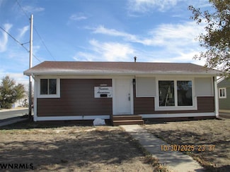 1417 16th Ave, Scottsbluff, NE 69361