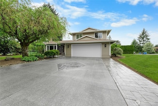 16912 49th St E, Lake Tapps, WA 98391