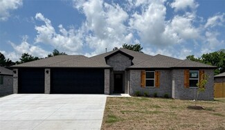 500 Terrace Ave, Prairie Grove, AR 72753