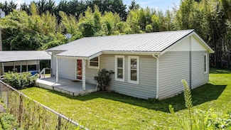 13 Rosscraggon Dr, Asheville, NC 28803