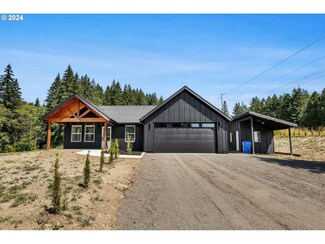 102 Lily Ln, Castle Rock, WA 98611