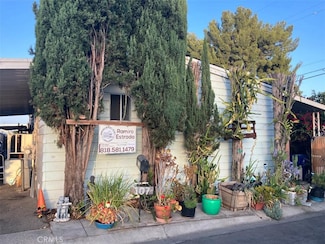 21001 Plummer St Unit 107, Chatsworth, CA 91311
