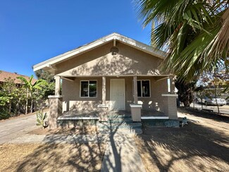 1611 S Hazelwood Blvd, Fresno, CA 93702