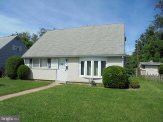 608 El Hatco Dr, Temple, PA 19560