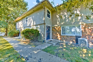 3215 Lupine Dr, Indianapolis, IN 46224