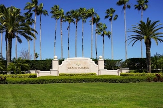 5030 Harmony Cir Unit 303, Vero Beach, FL 32967