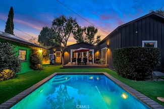 5732 Mammoth Ave, Van Nuys, CA 91401