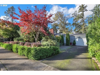 97 W 36th Ave, Eugene, OR 97405