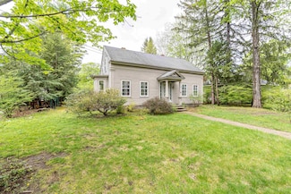 13 Courthouse Rd, Amherst, NH 03031