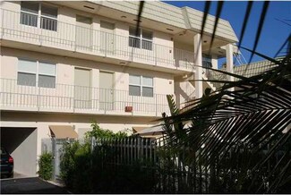 650 NE 61st St Unit 10, Miami, FL 33137