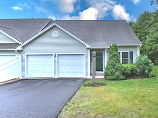 123 Meadow Brook Rd, Oxford, CT 06478