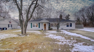 1 Miriam Dr, Matawan, NJ 07747