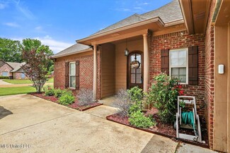 100 Cascable Dr, Canton, MS 39046