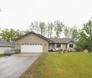 868 Park Dr, Detroit Lakes, MN 56501