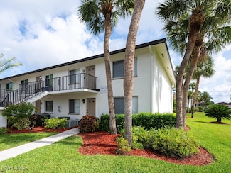 3603 Arctic Cir Unit 402, Naples, FL 34112