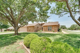 4436 Tamarisk Dr, Oklahoma City, OK 73120
