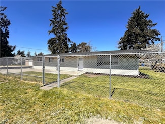 605 133rd St S, Tacoma, WA 98444
