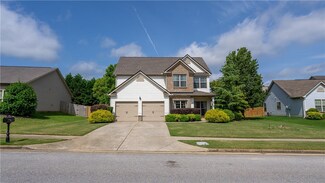 2802 Wyndham Gate Blvd, Opelika, AL 36804