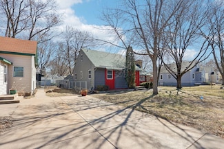5338 Emerson Ave N, Minneapolis, MN 55430