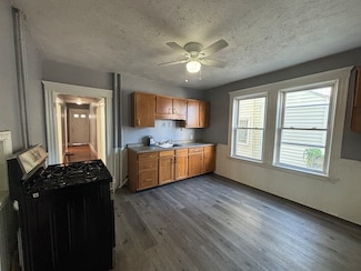 20 Perry St Unit 1, Somerville, MA 02143