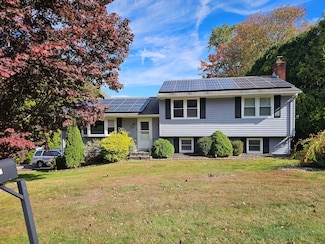 222 Crest St, Waterbury, CT 06708