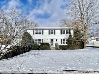 2029 Kim Dr, Endicott, NY 13760