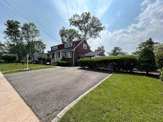 84 N Vivyen St Unit 1, Bergenfield, NJ 07621