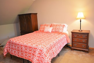 548 Route 10 N Unit B, Grantham, NH 03753