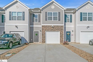 14 Sunriff Ct, Greer, SC 29651