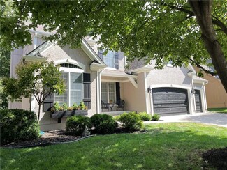 4543 Grove St, Shawnee, KS 66226