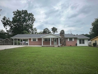 2143 Belview Rd, Florence, AL 35630