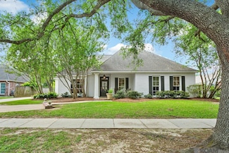 321 W Plantation Ridge Ct, Baton Rouge, LA 70810