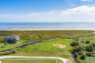 801/803 4th Ave, Port Bolivar, TX 77650