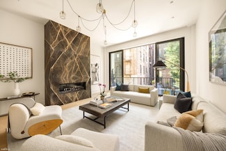 48 W 85th St, New York, NY 10024