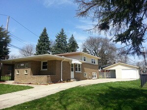 59 Judith Ln, Chicago Heights, IL 60411