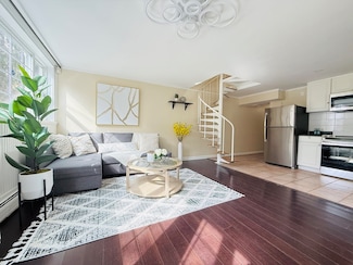 26 Inman St Unit 1D, Cambridge, MA 02139