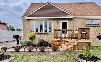 212 Santin Dr, Buffalo, NY 14225