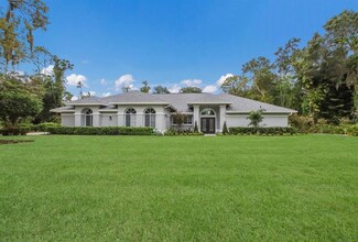 7712 Weeping Willow Cir, Sarasota, FL 34241